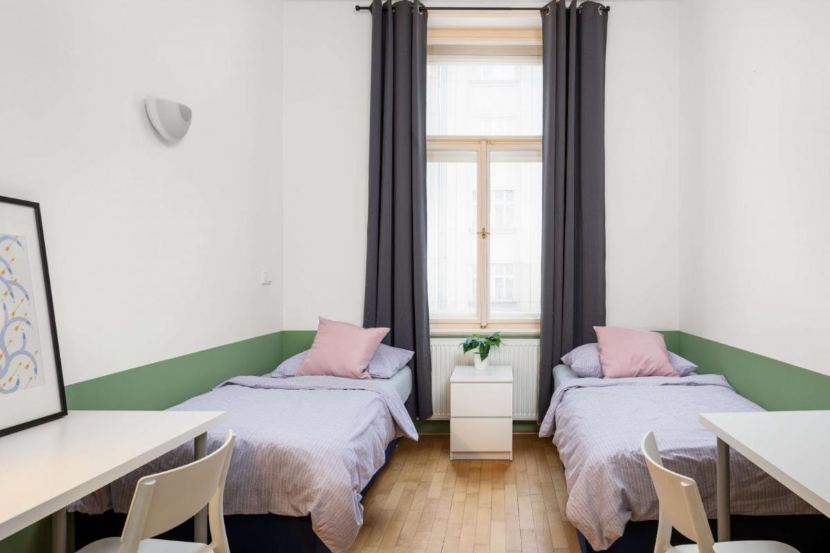Letna Apartments Prag Exteriör bild