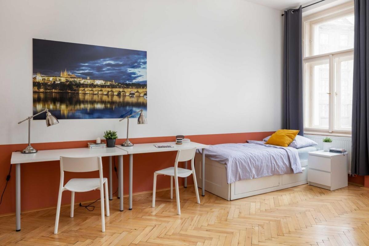 Letna Apartments Prag Exteriör bild